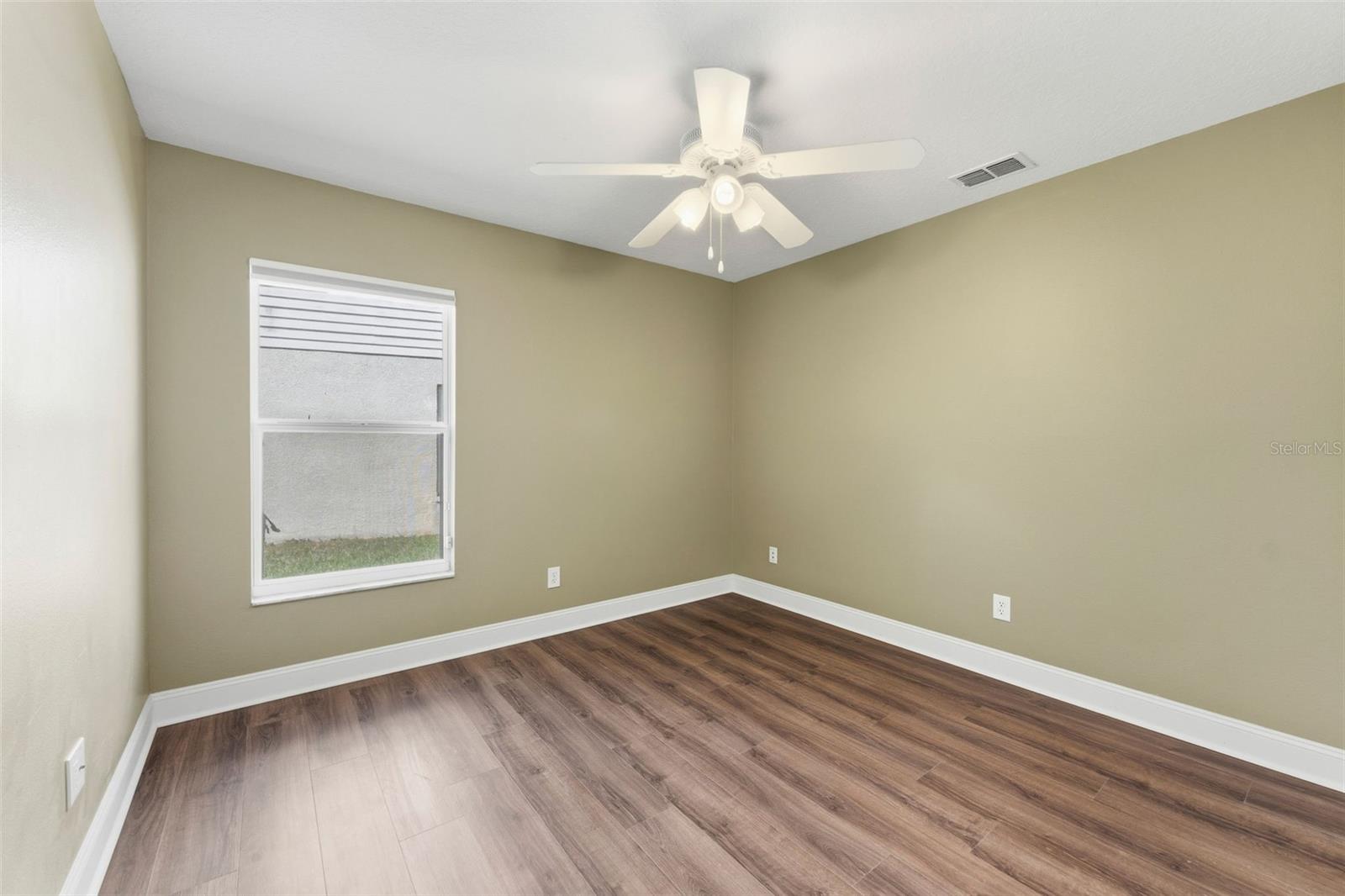 Image 18 of 33 For 15016 Deer Meadow Drive