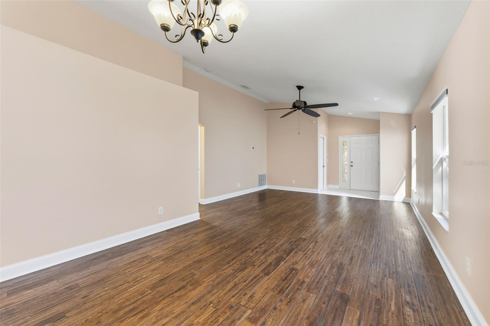 Image 6 of 33 For 15016 Deer Meadow Drive