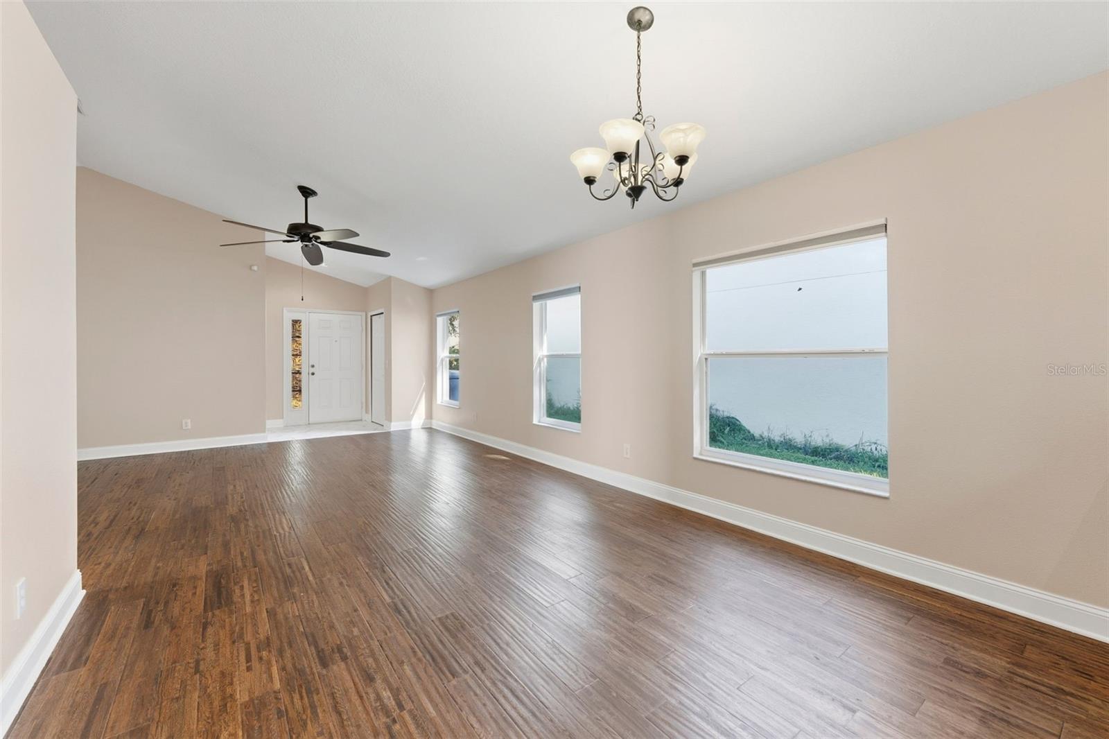Image 7 of 33 For 15016 Deer Meadow Drive