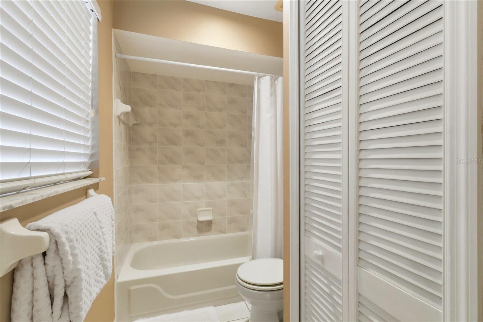 Image 33 of 54 For 76 Gulfwinds Drive