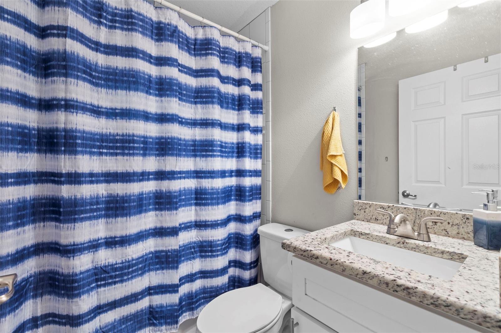 Image 20 of 31 For 4216 Yukon Street