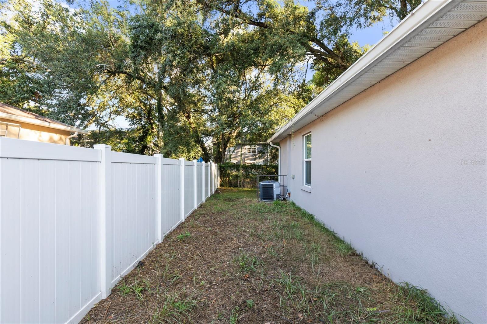 Image 25 of 31 For 4216 Yukon Street