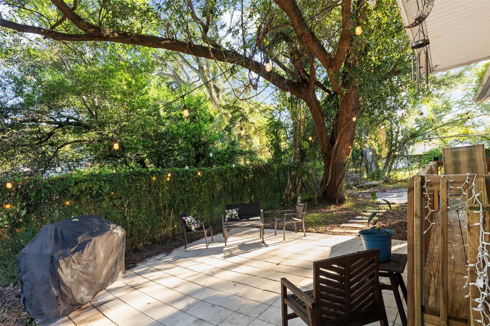 Image 4 of 31 For 4216 Yukon Street