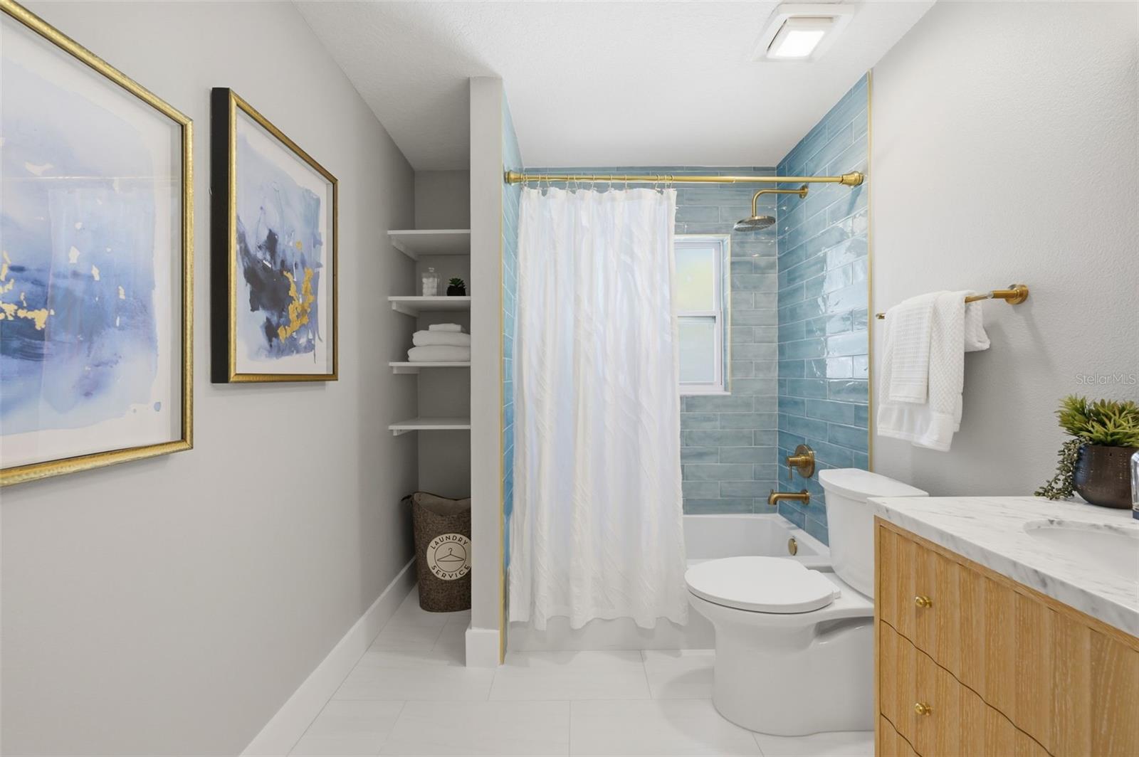 Image 13 of 49 For 6135 Tanglewood Drive Ne