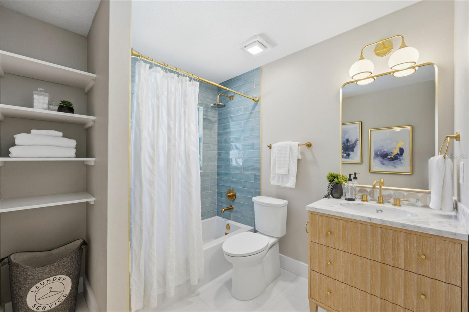 Image 14 of 49 For 6135 Tanglewood Drive Ne