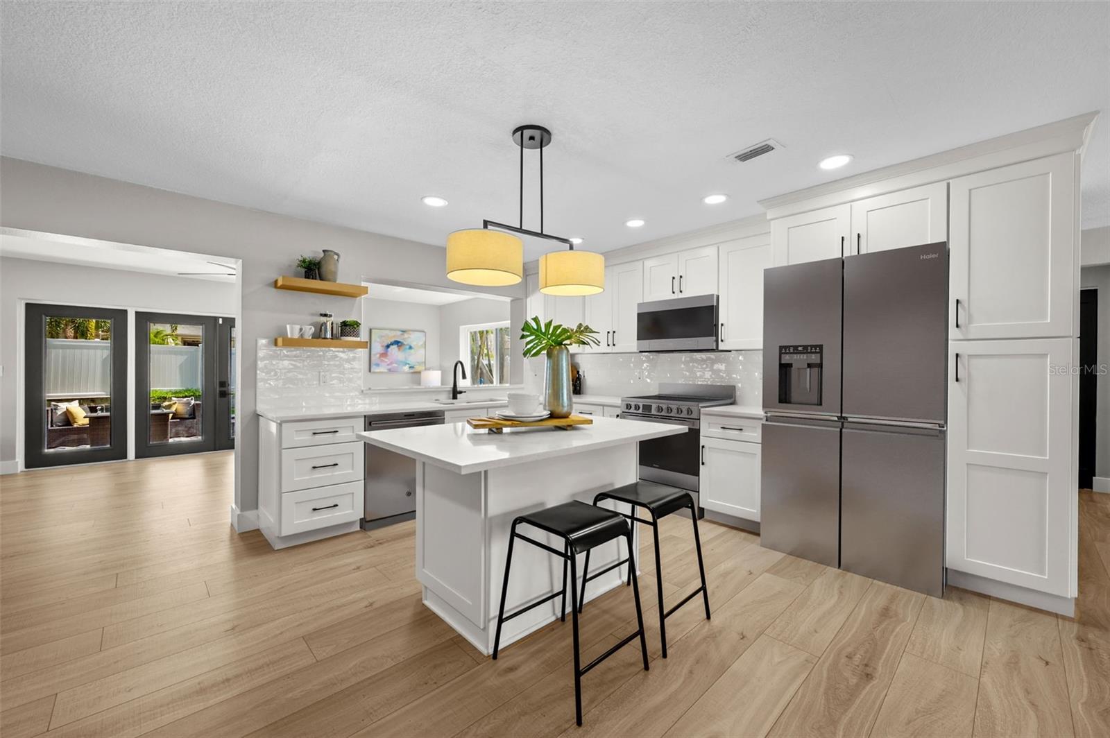 Image 22 of 49 For 6135 Tanglewood Drive Ne