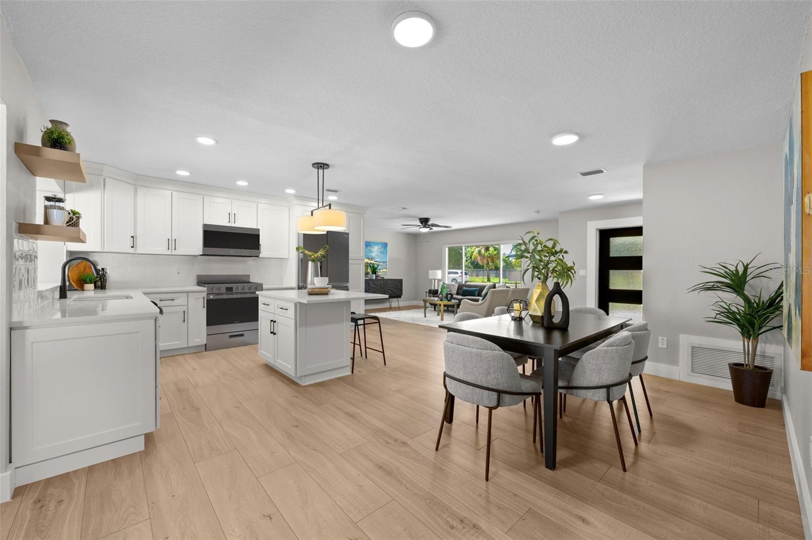 Image 23 of 49 For 6135 Tanglewood Drive Ne