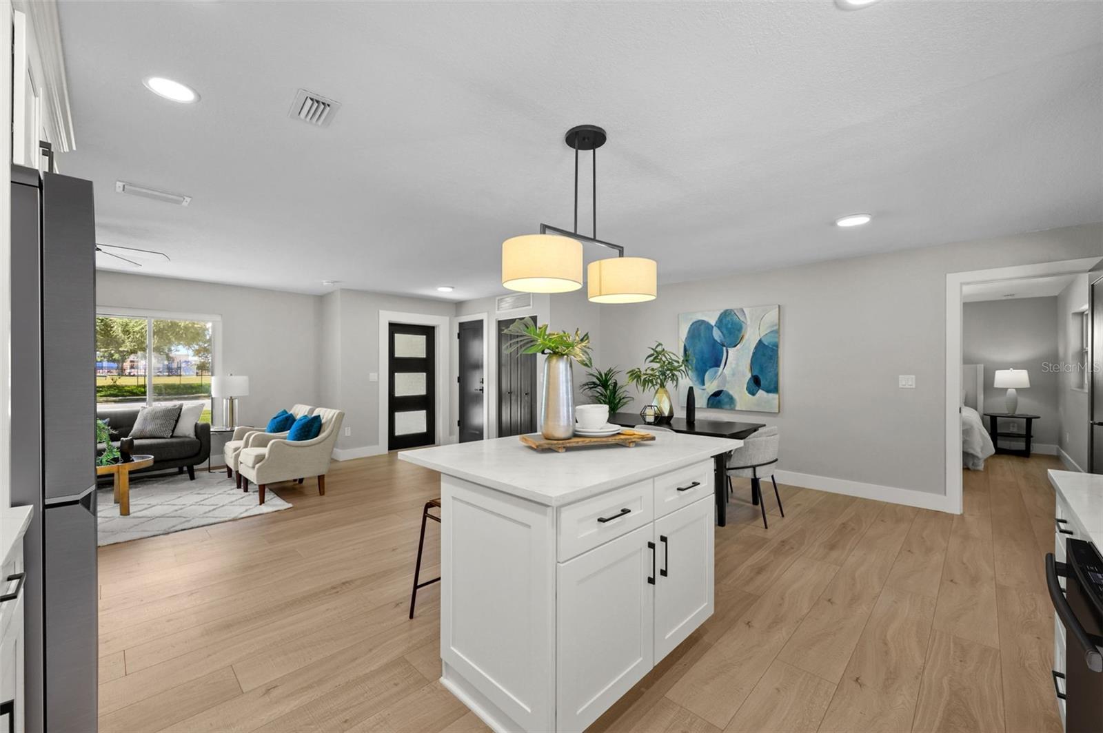 Image 24 of 49 For 6135 Tanglewood Drive Ne