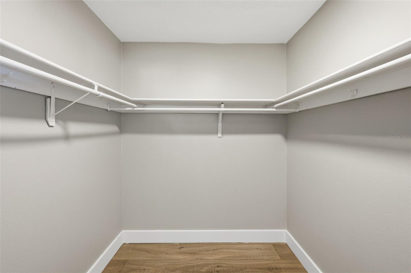 Image 27 of 49 For 6135 Tanglewood Drive Ne