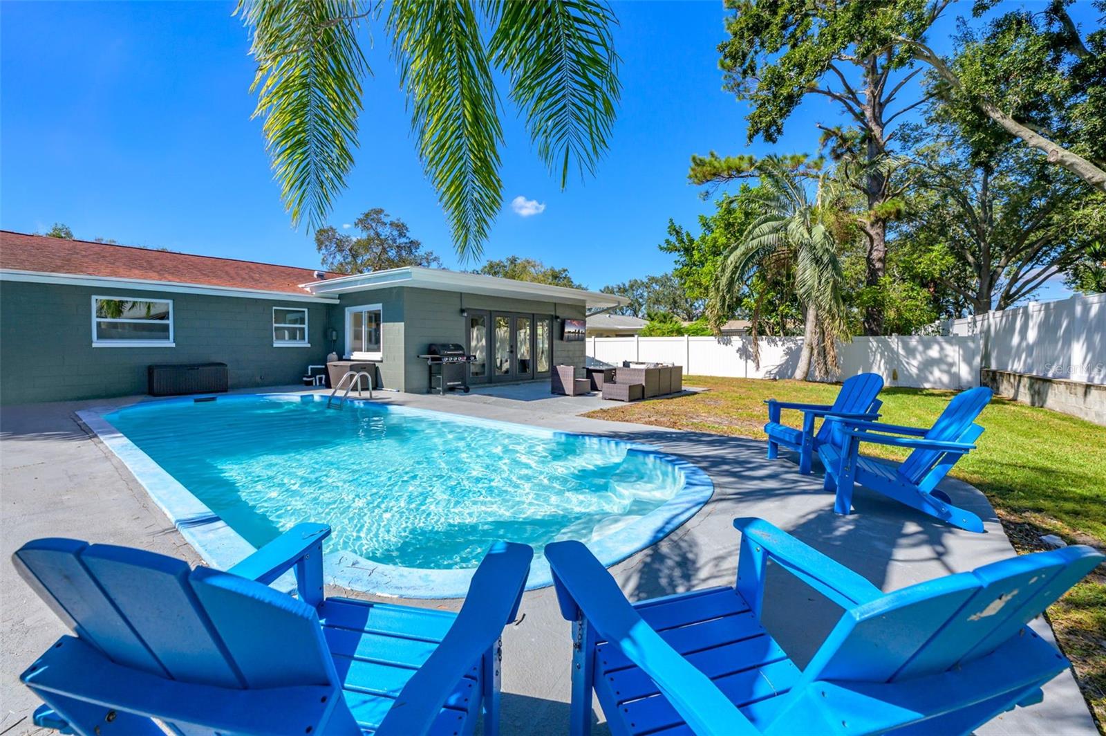 Image 44 of 49 For 6135 Tanglewood Drive Ne