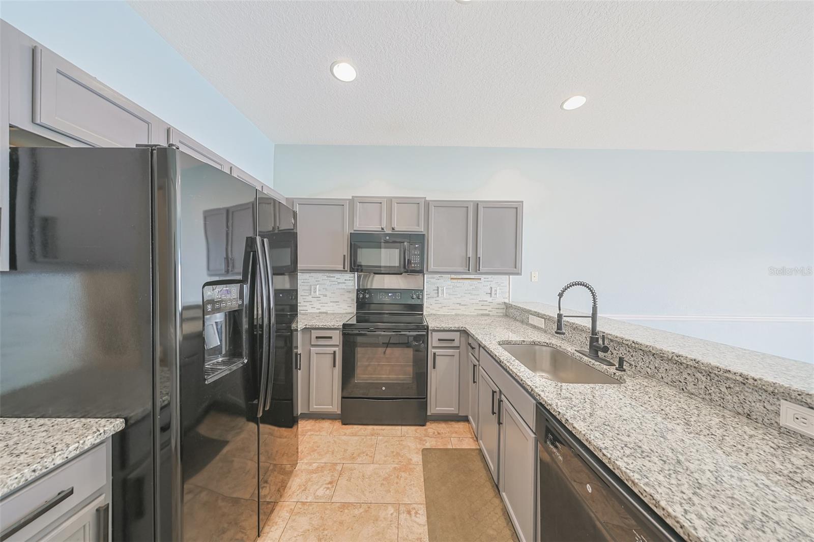 Image 12 of 35 For 12855 Kings Crossing Drive