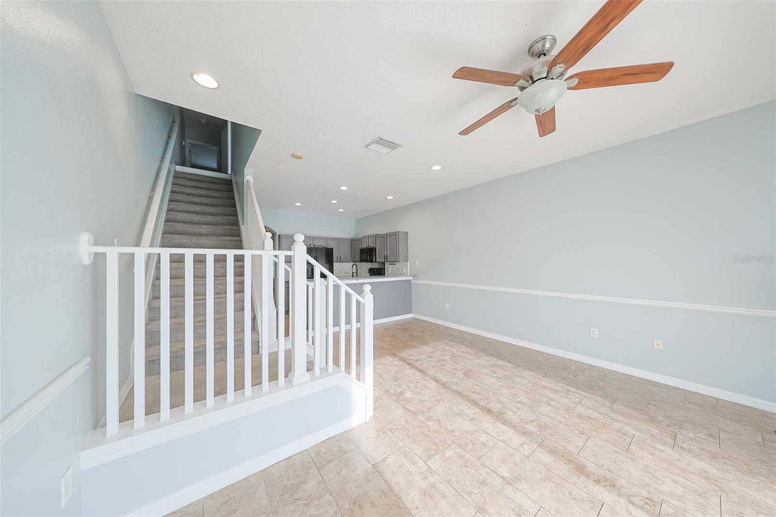 Image 16 of 35 For 12855 Kings Crossing Drive