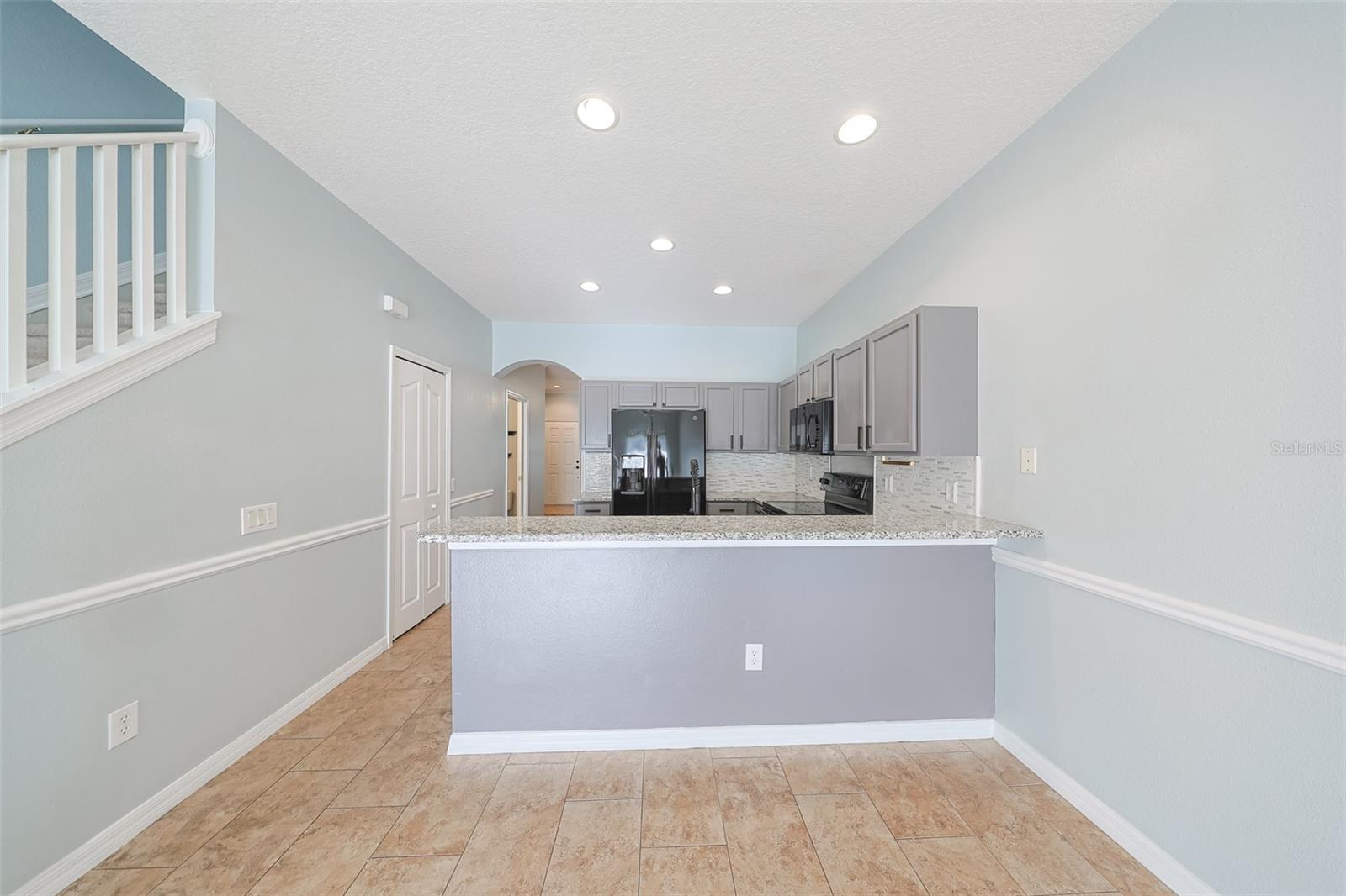 Image 17 of 35 For 12855 Kings Crossing Drive