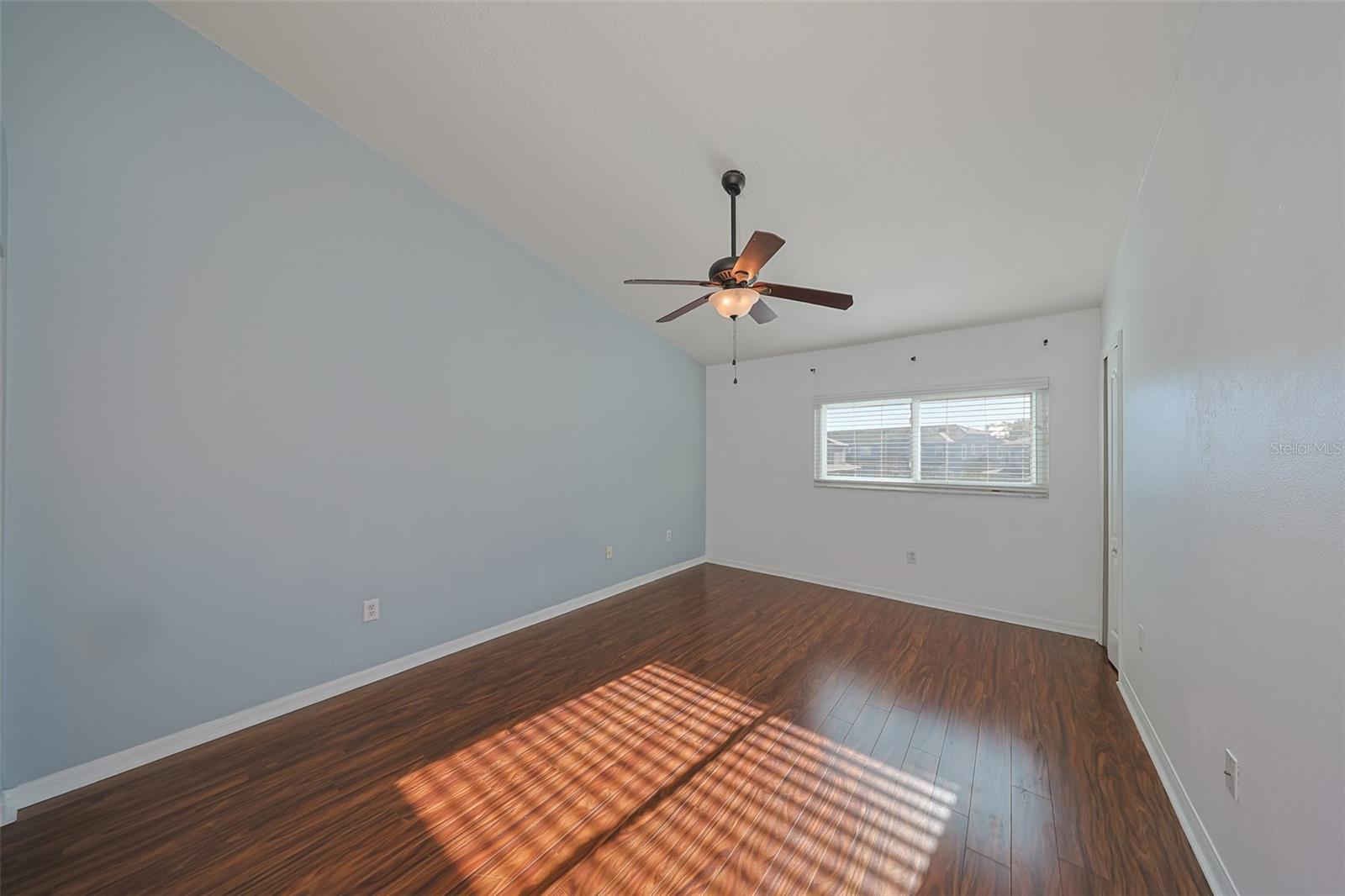 Image 18 of 35 For 12855 Kings Crossing Drive