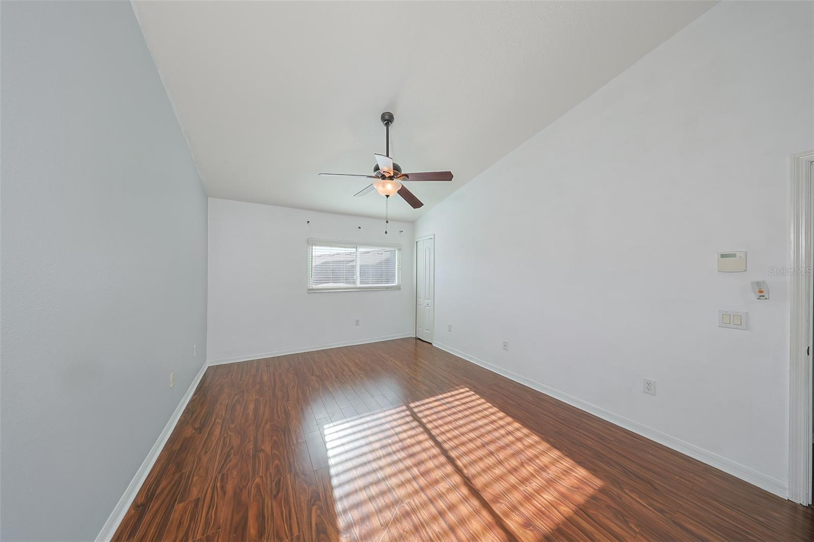 Image 19 of 35 For 12855 Kings Crossing Drive