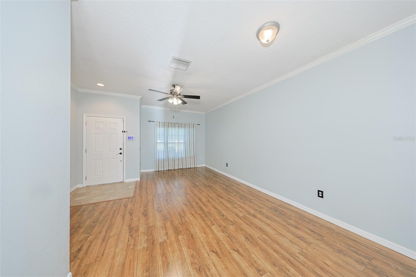 Image 6 of 35 For 12855 Kings Crossing Drive