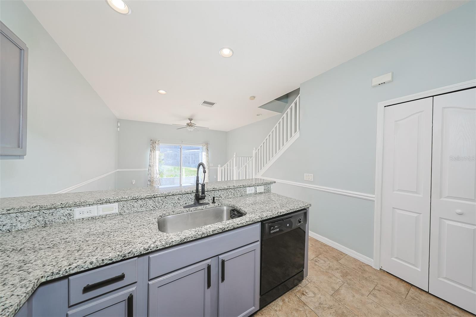 Image 9 of 35 For 12855 Kings Crossing Drive