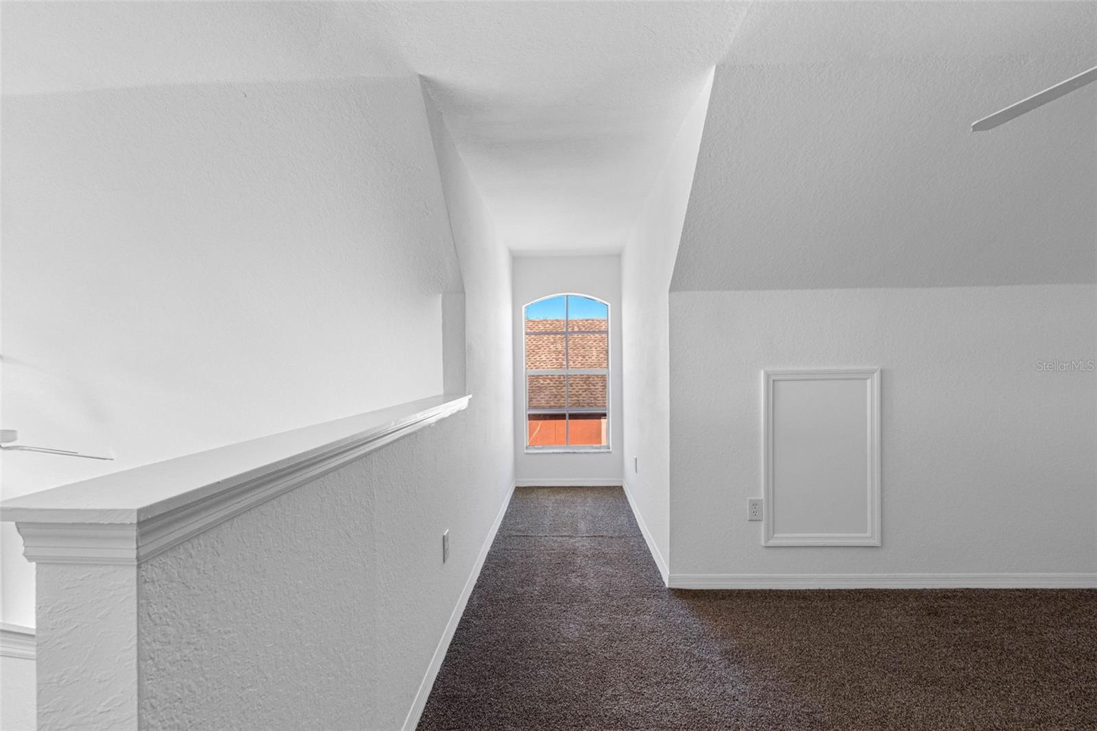 Image 17 of 38 For 10538 Windsor Lake Court 10538