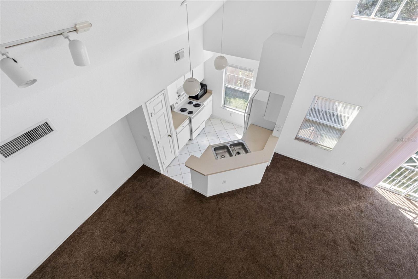 Image 18 of 38 For 10538 Windsor Lake Court 10538
