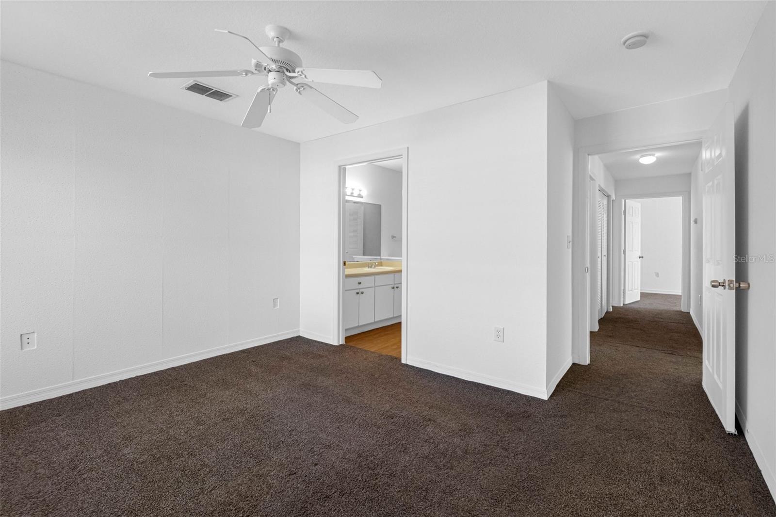 Image 20 of 38 For 10538 Windsor Lake Court 10538