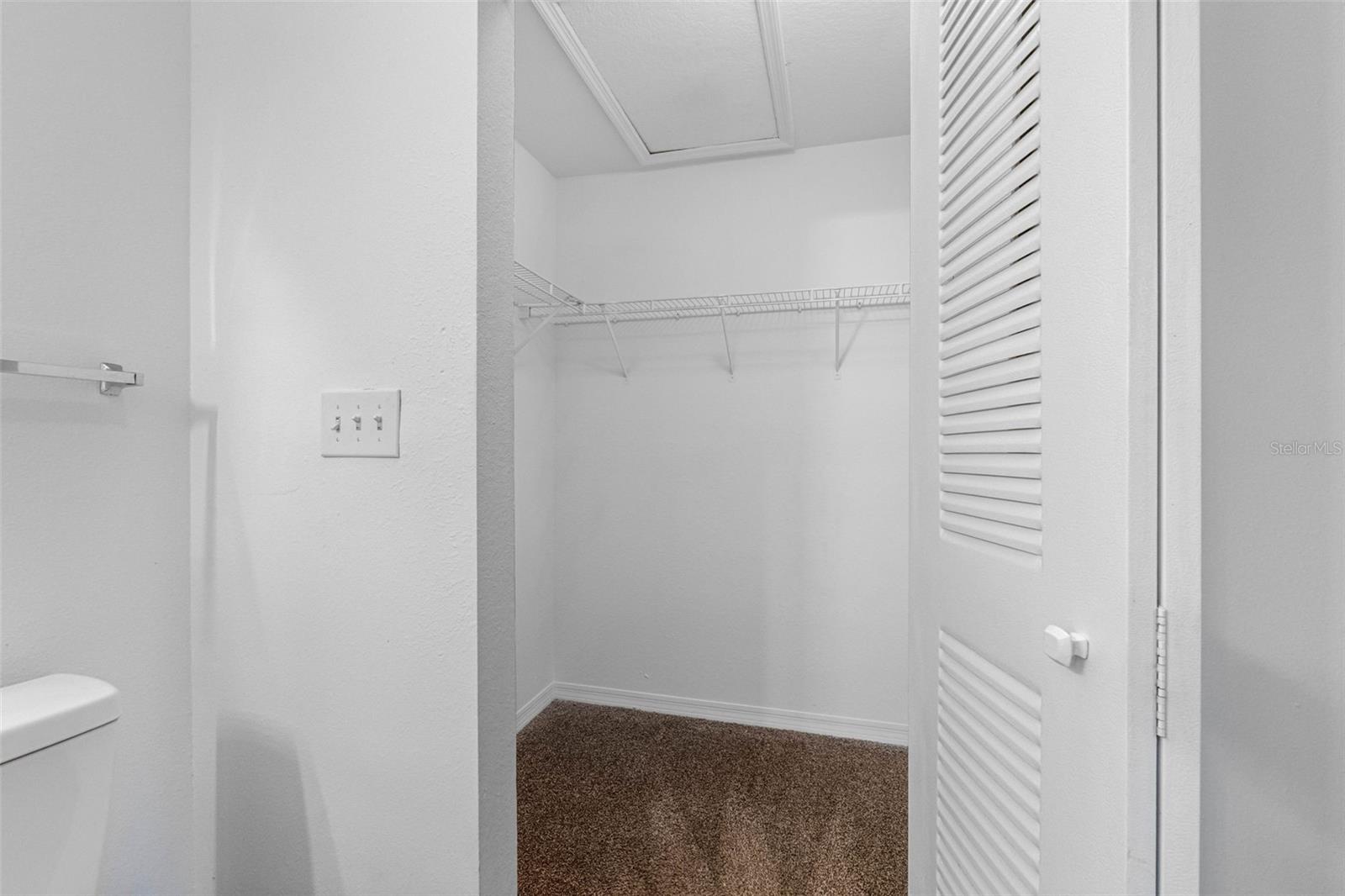 Image 24 of 38 For 10538 Windsor Lake Court 10538