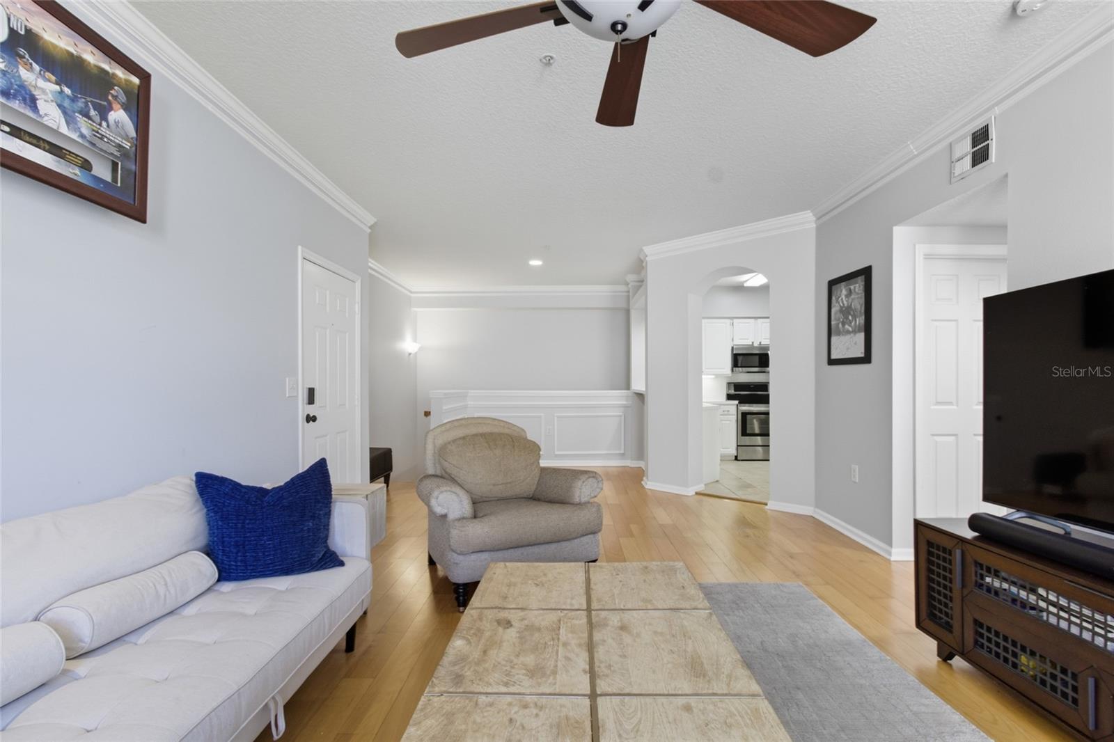 Image 12 of 48 For 2212 Bay Club Circle 2212