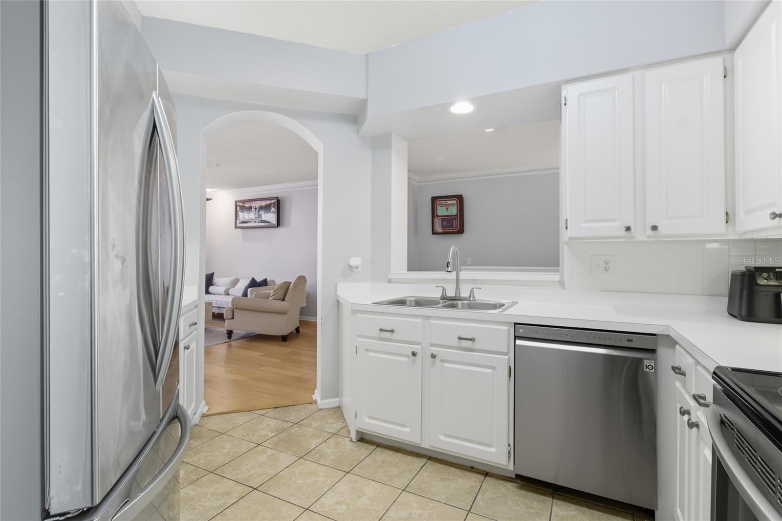 Image 19 of 48 For 2212 Bay Club Circle 2212