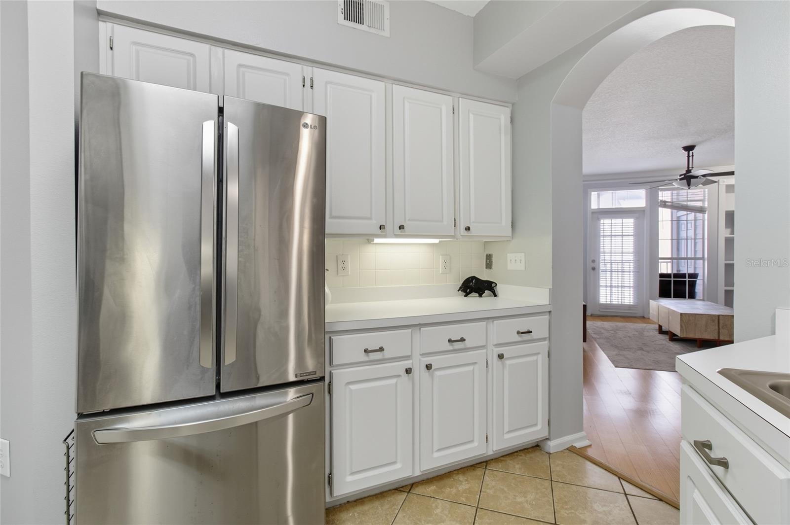 Image 20 of 48 For 2212 Bay Club Circle 2212