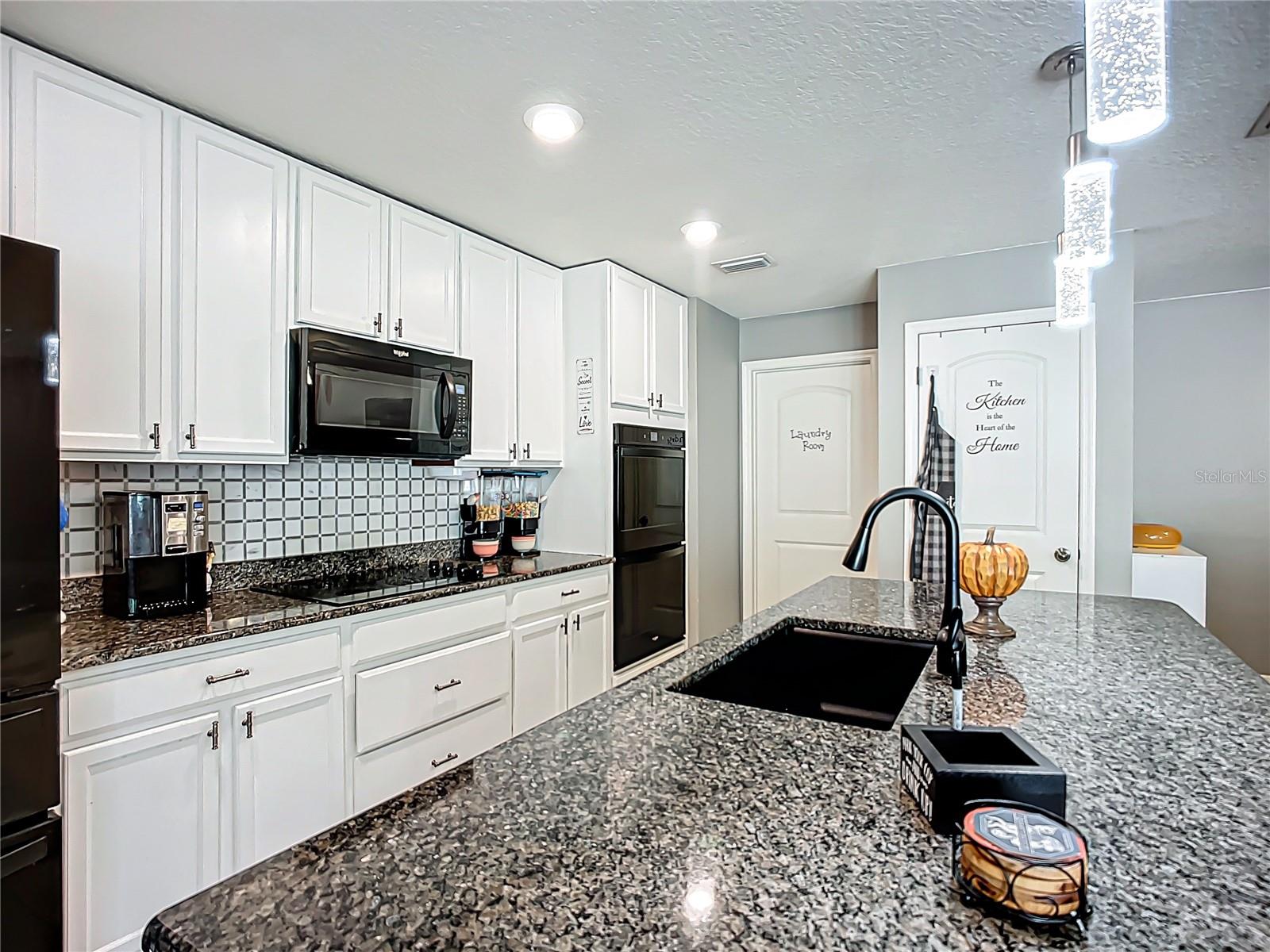 Image 10 of 33 For 7707 Sunshine Bridge Avenue