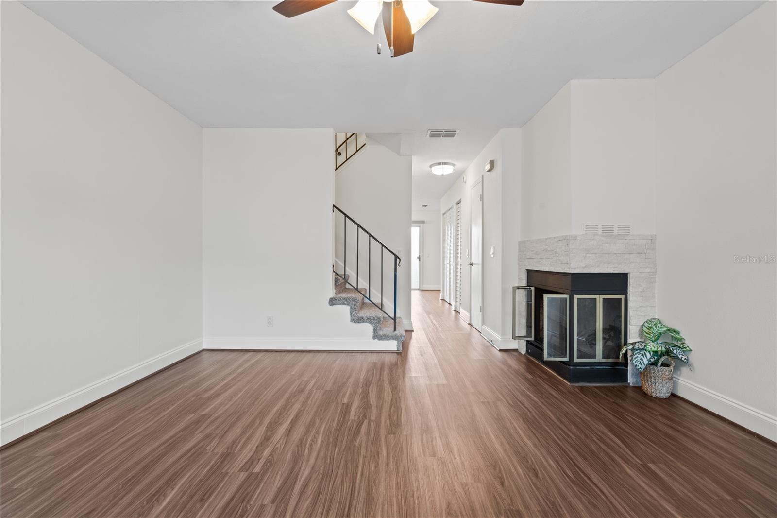 Image 3 of 24 For 5706 Dalden Drive 0