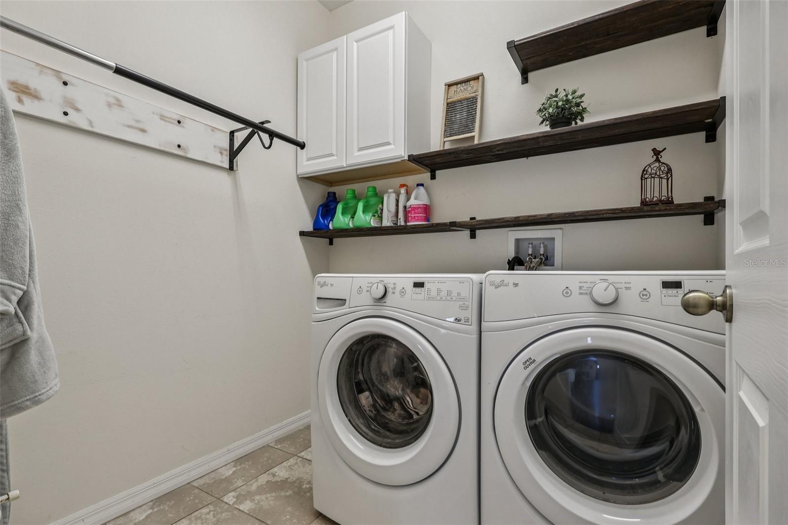 Image 21 of 63 For 13101 Done Groven Drive