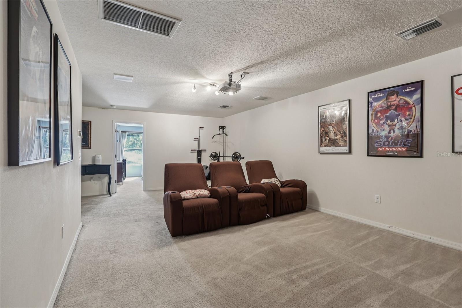 Image 34 of 63 For 13101 Done Groven Drive