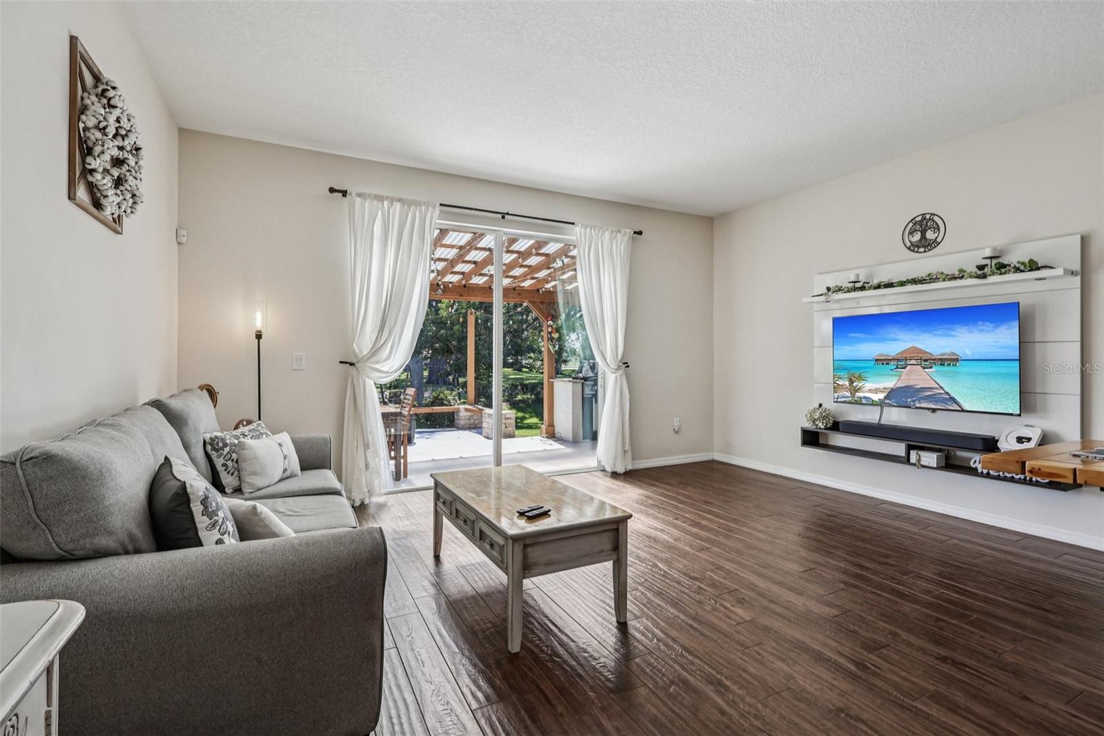 Image 8 of 63 For 13101 Done Groven Drive