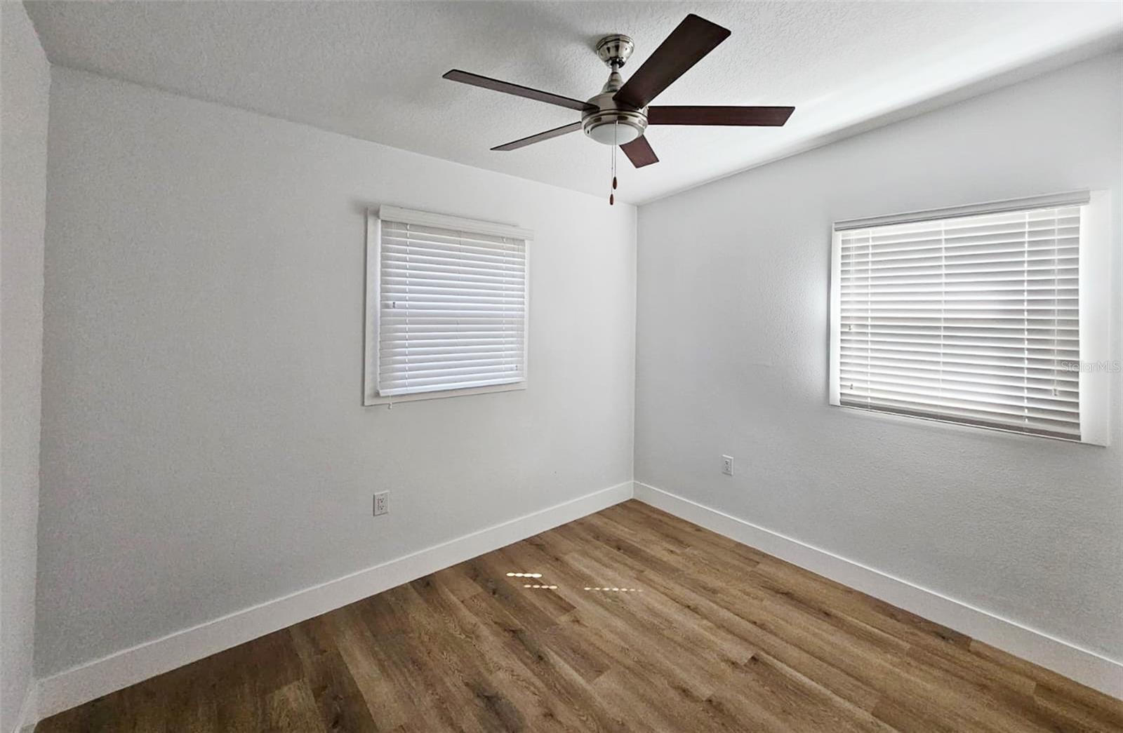 Image 13 of 22 For 6020 Olive Avenue