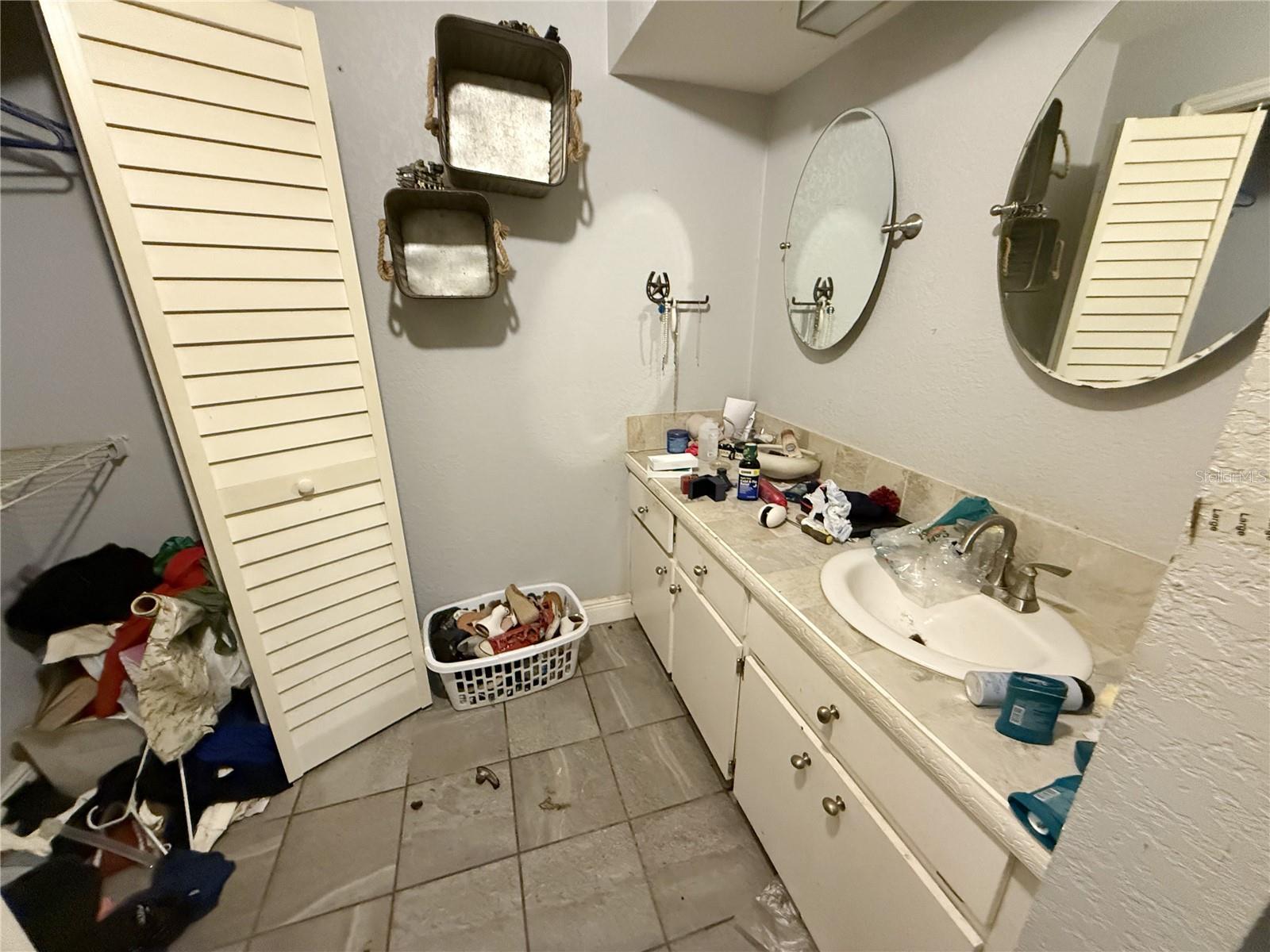 Image 14 of 22 For 1521 Saint Elizabeth Place