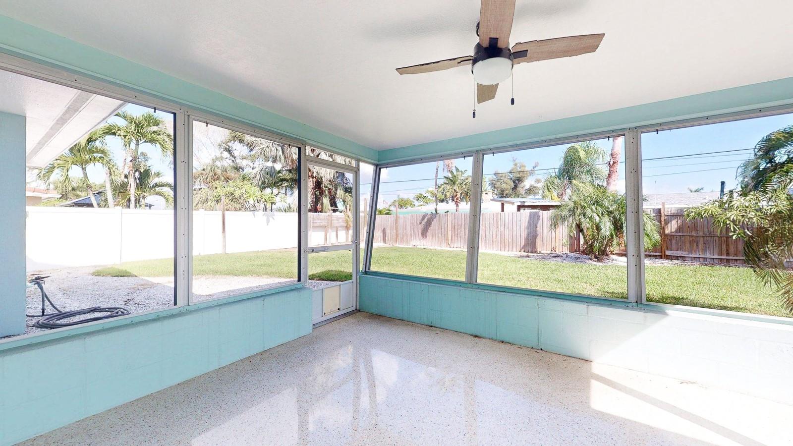 Image 16 of 48 For 10133 4th Street E