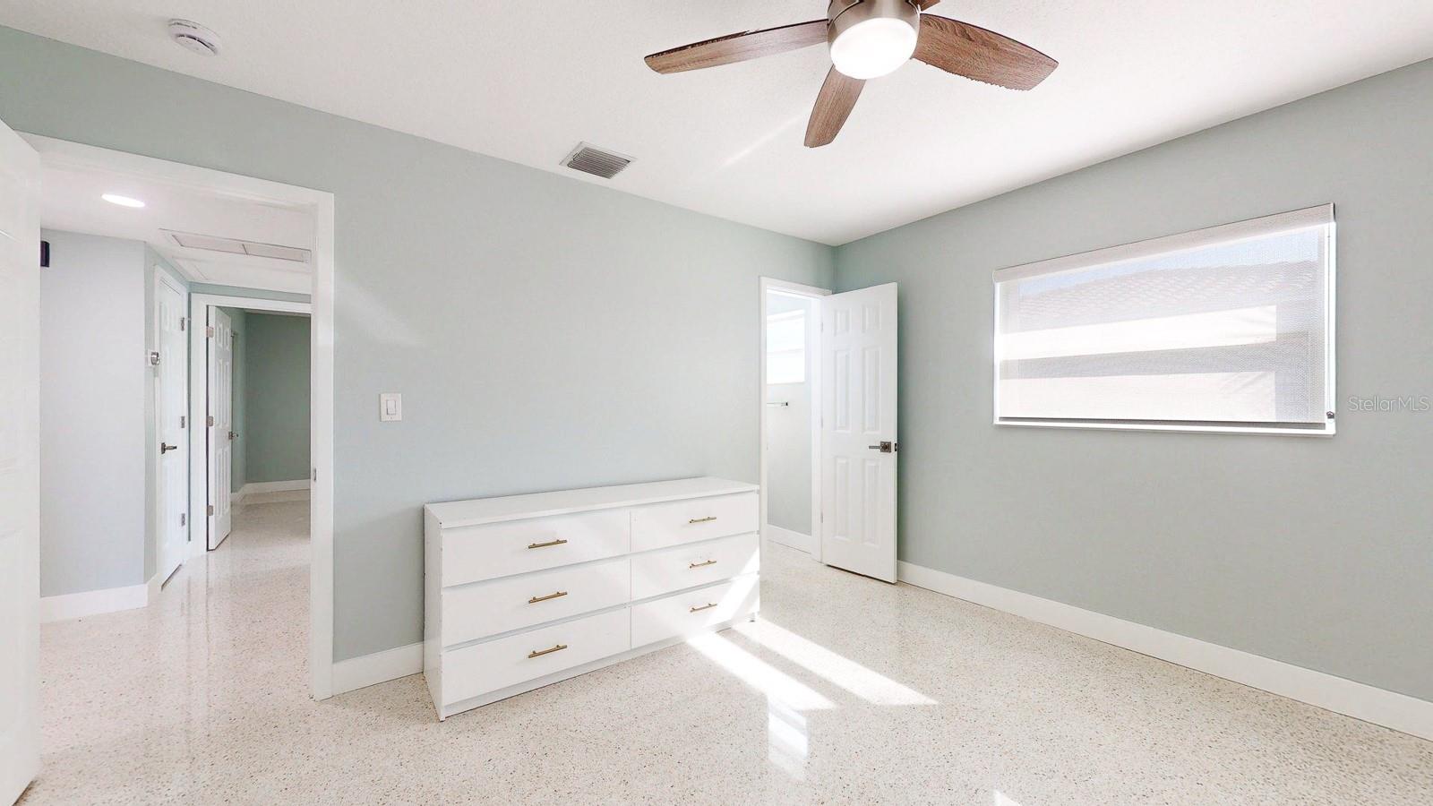 Image 21 of 48 For 10133 4th Street E