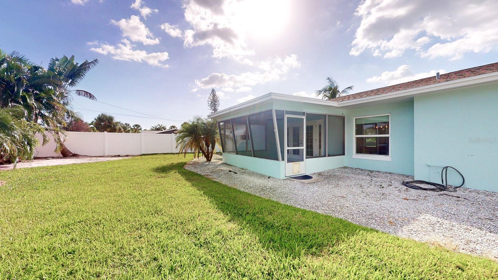 Image 28 of 48 For 10133 4th Street E