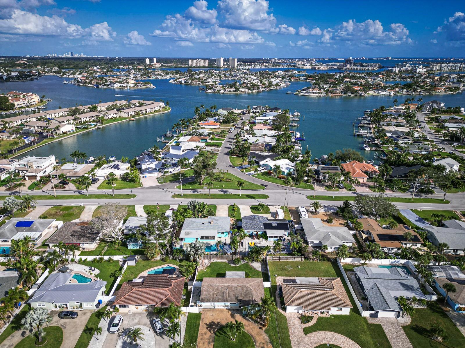 Image 32 of 48 For 10133 4th Street E