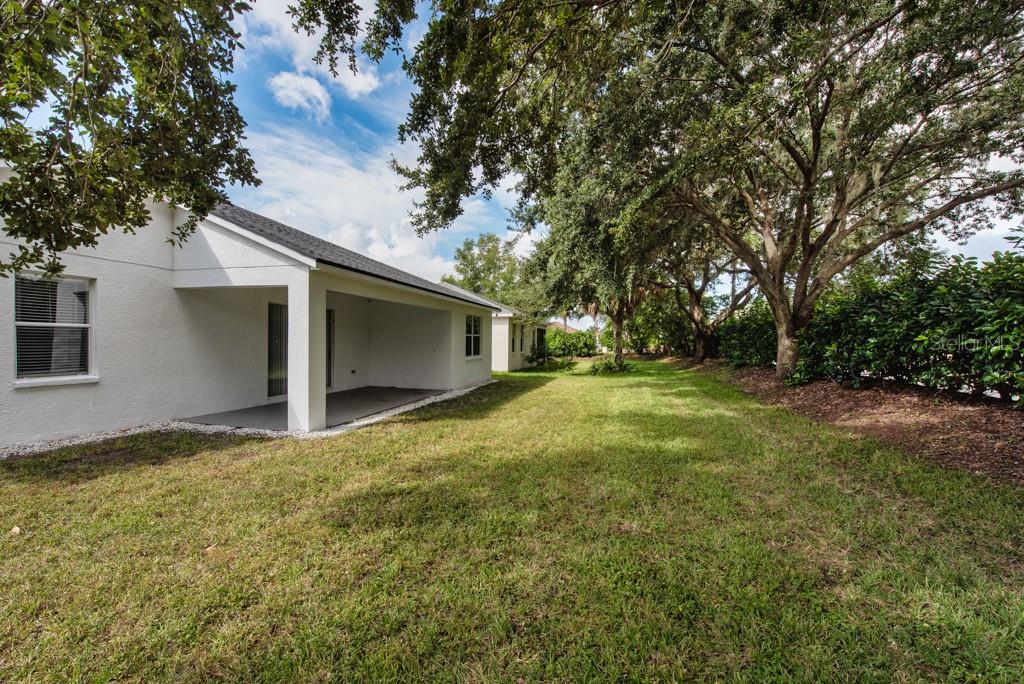 Listing photo id 24 for 11104 Holly Cone Drive