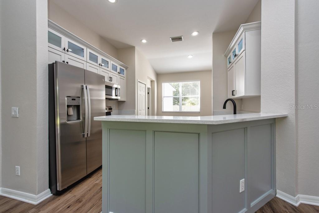 Listing photo id 4 for 11104 Holly Cone Drive