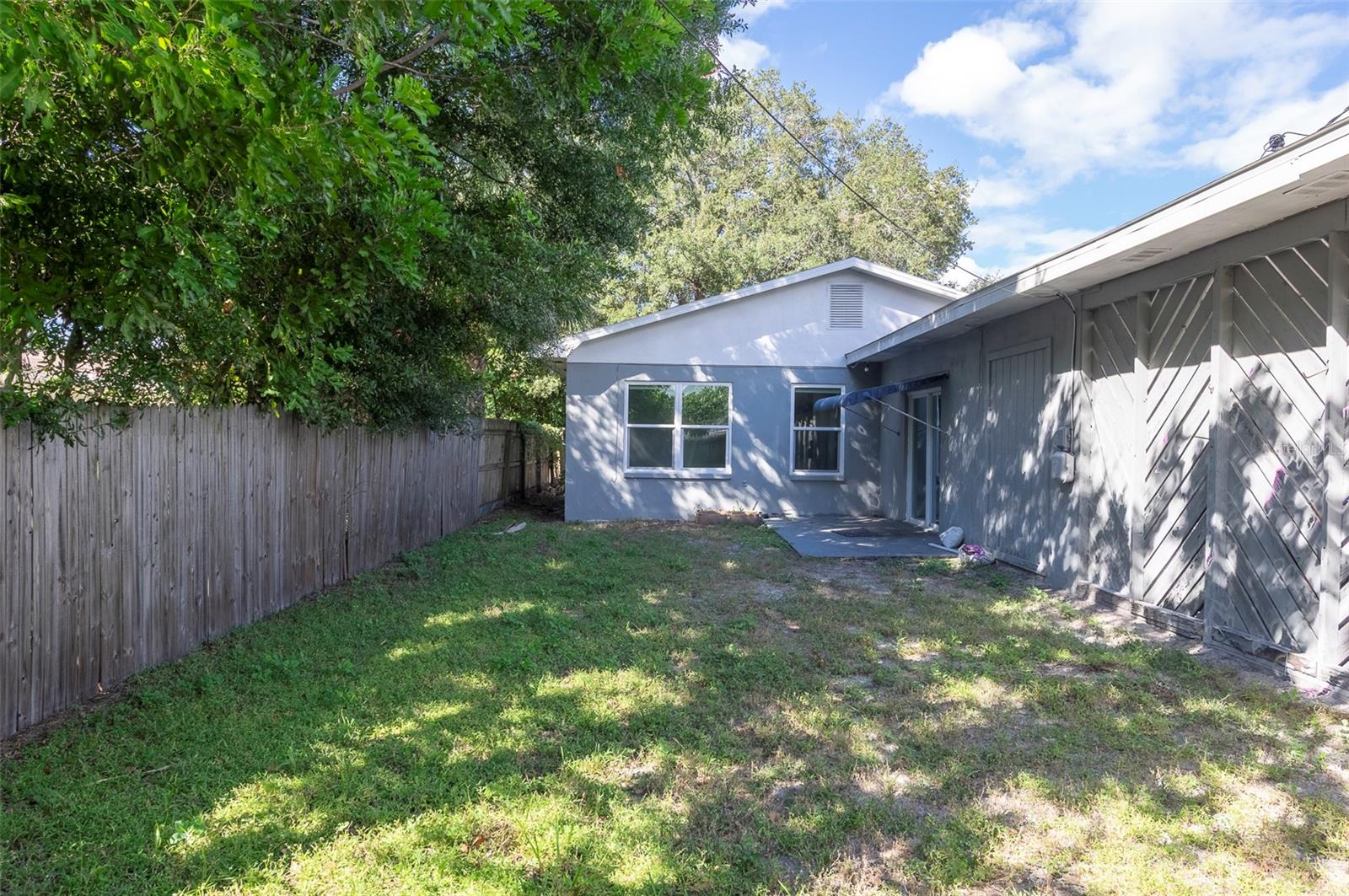 Image 26 of 30 For 7670 8th Street N