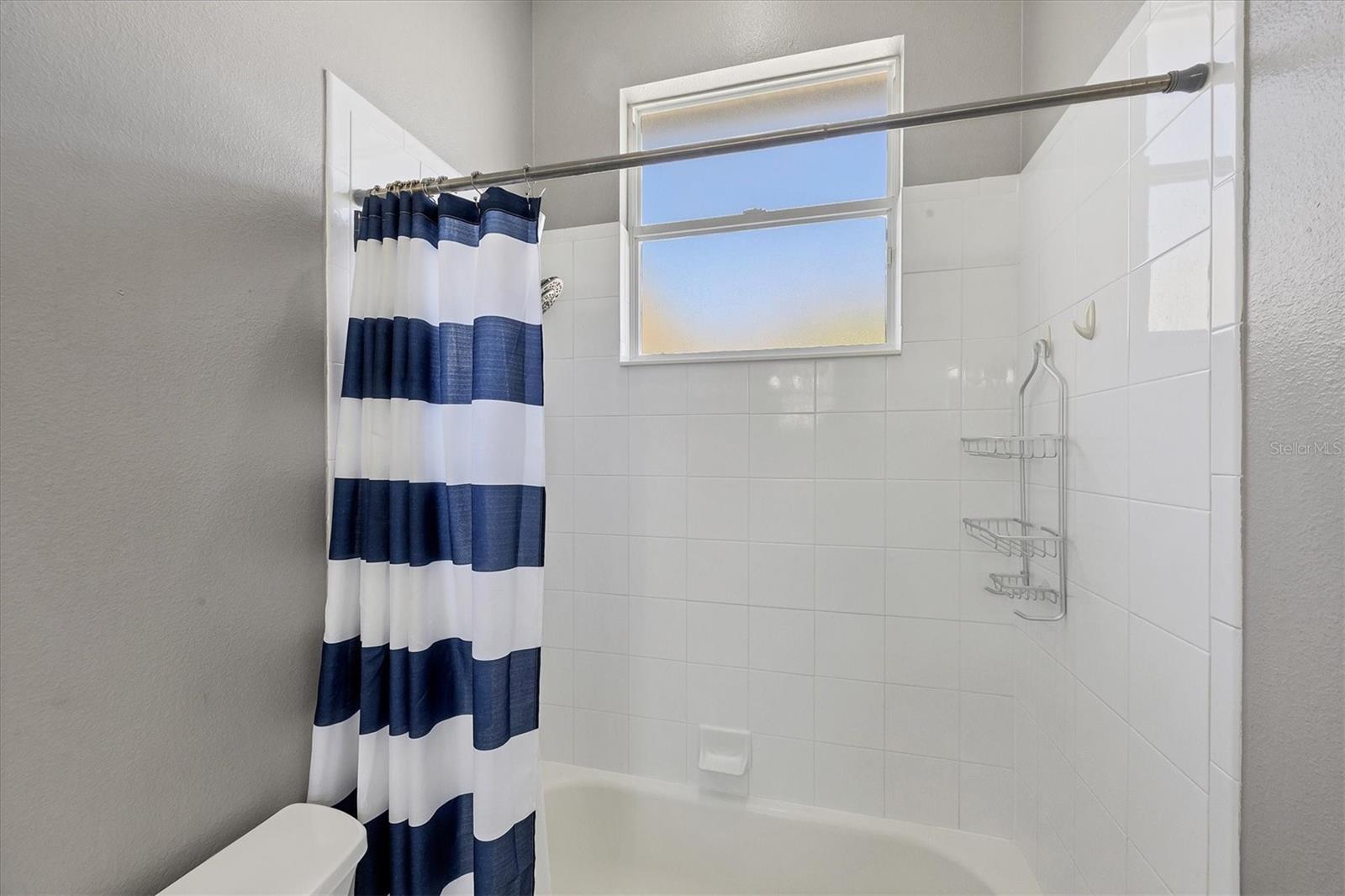 Image 41 of 74 For 159 Americas Cup Boulevard