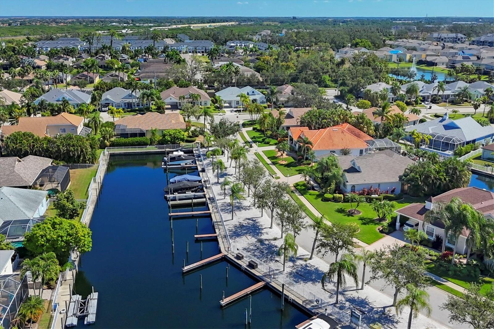 Image 8 of 74 For 159 Americas Cup Boulevard