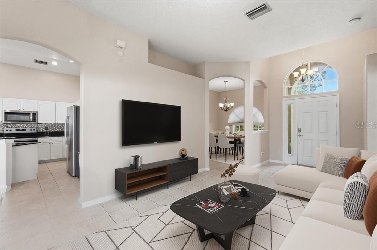 Listing photo id 18 for 2213 Towering Oaks Circle