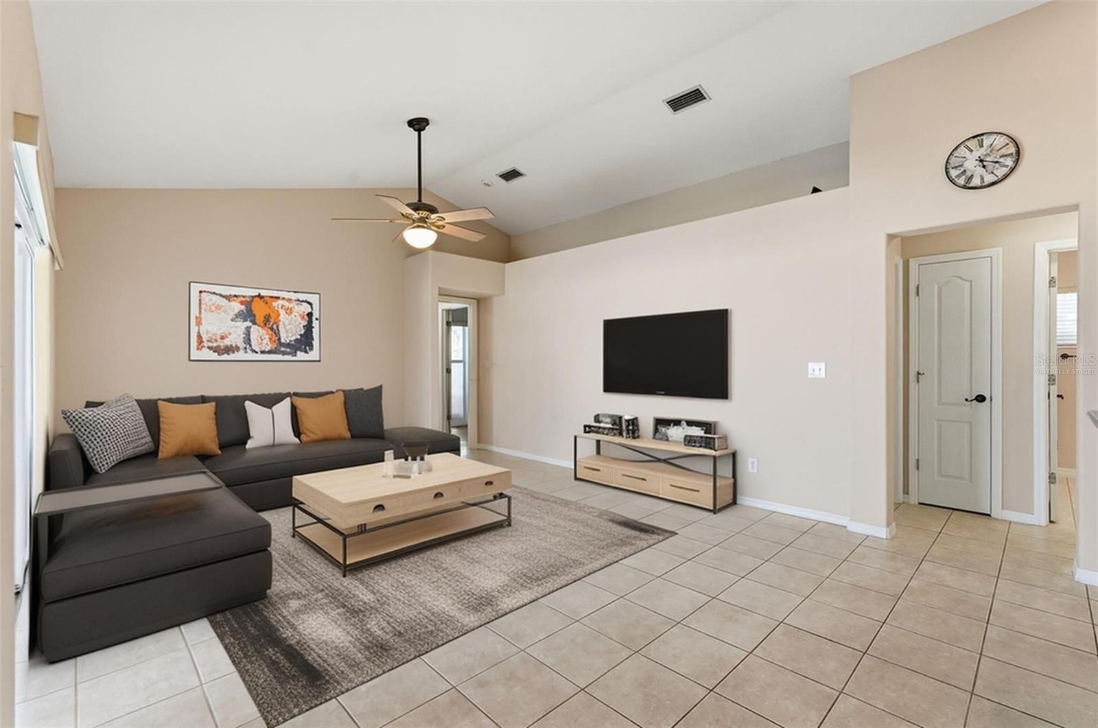 Listing photo id 39 for 2213 Towering Oaks Circle