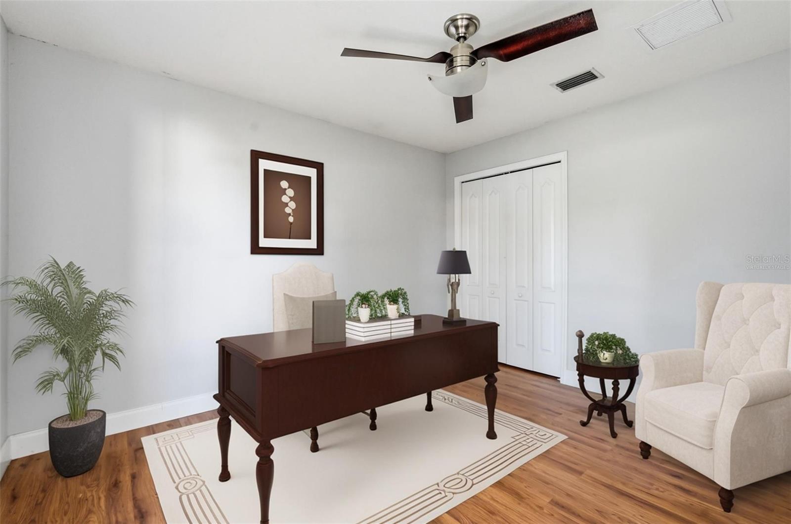Listing photo id 43 for 2213 Towering Oaks Circle