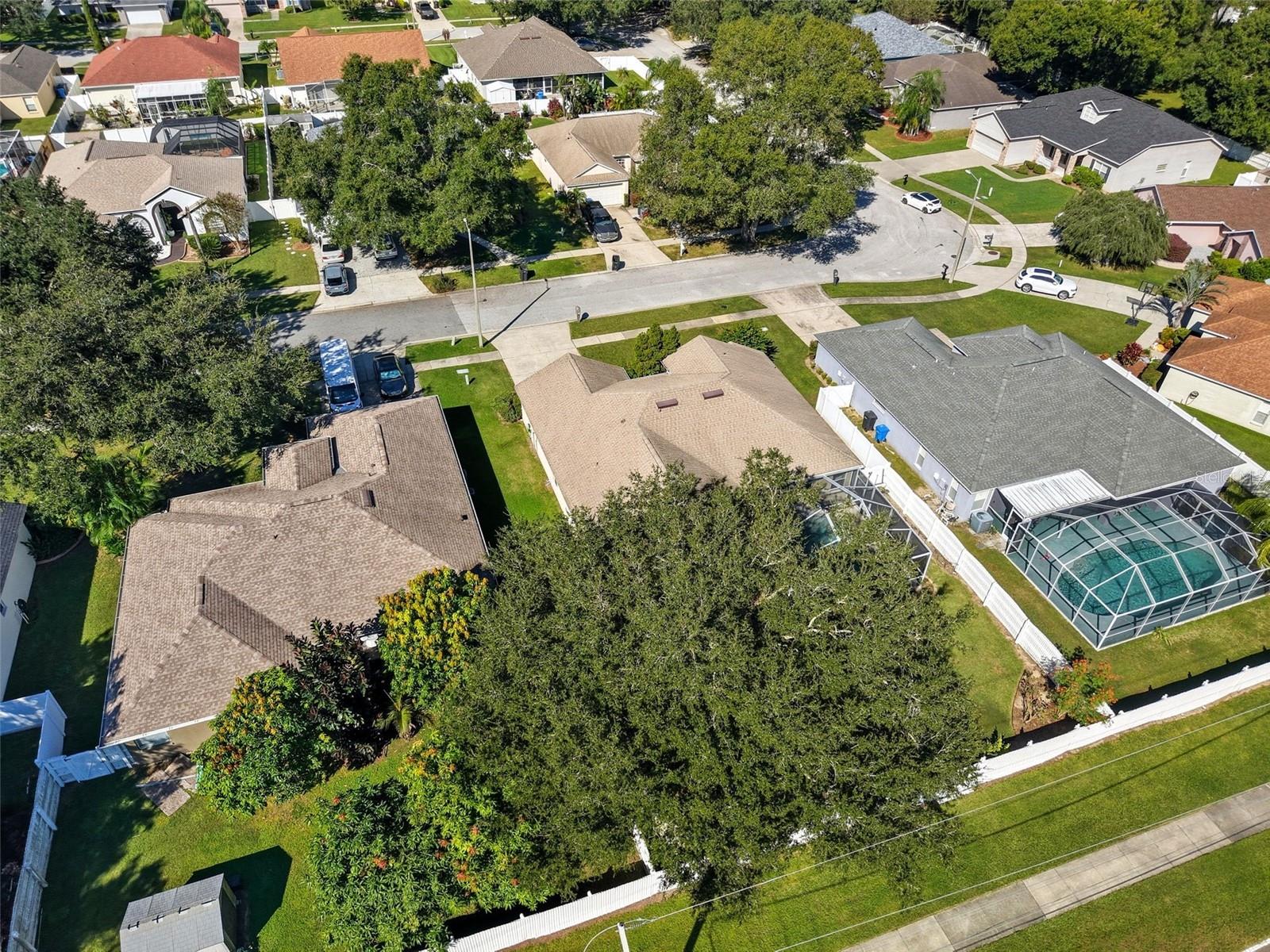 Listing photo id 59 for 2213 Towering Oaks Circle
