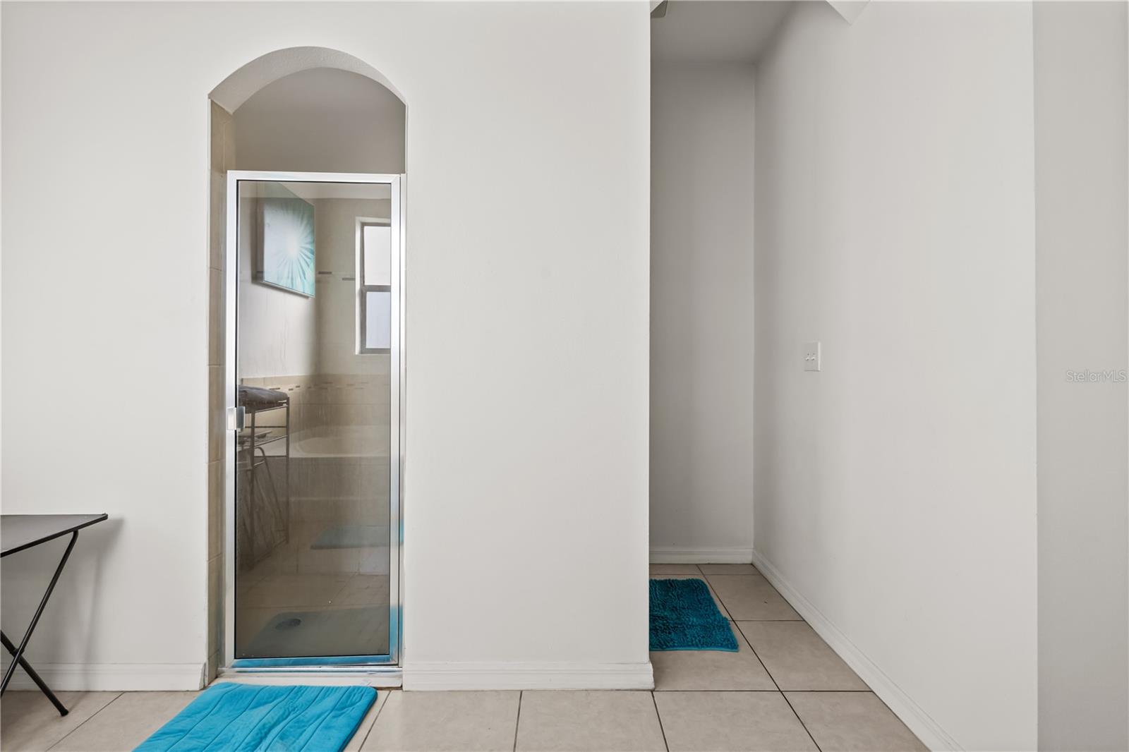 Image 25 of 41 For 11841 Thicket Wood Drive