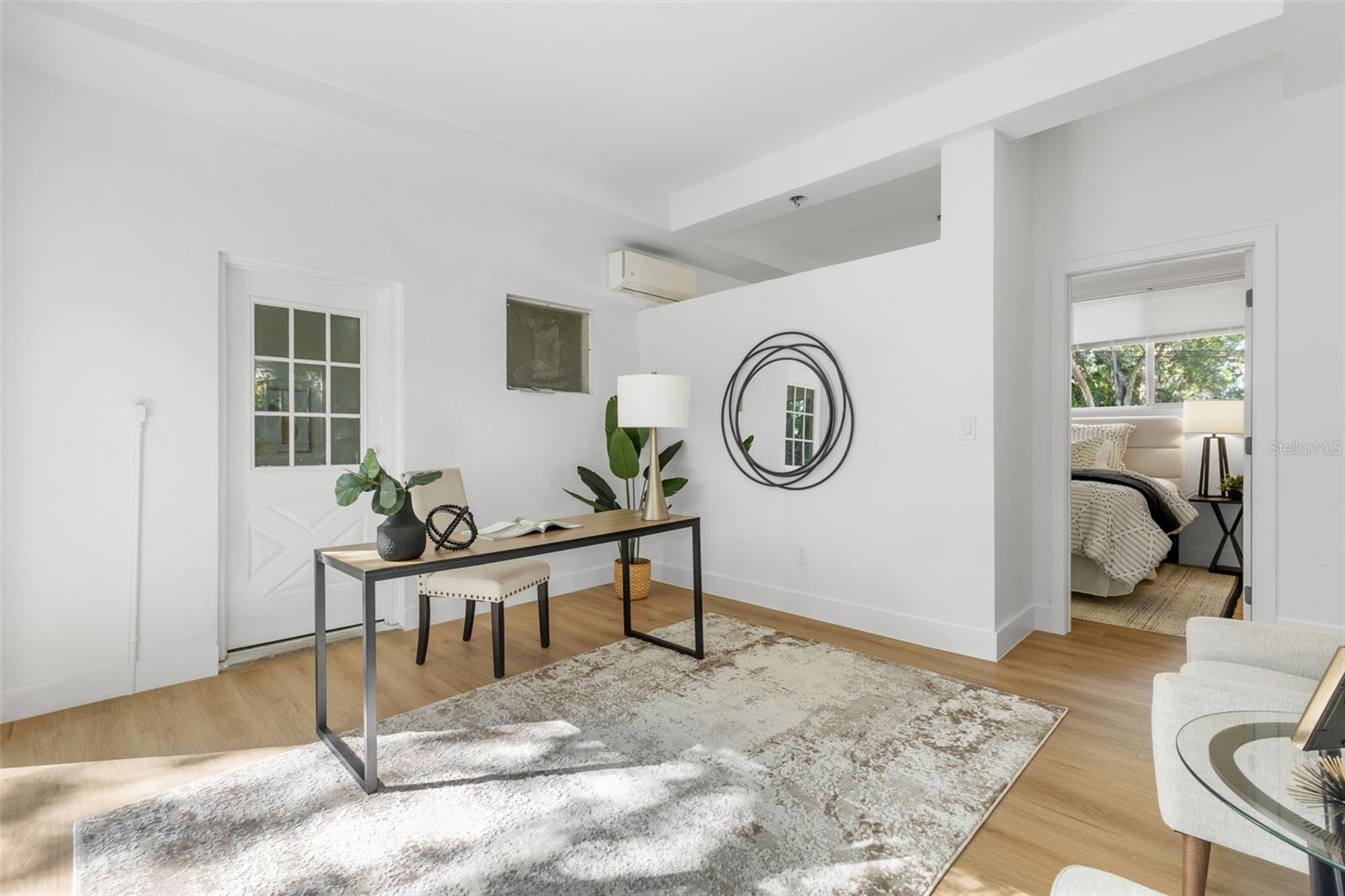 Image 14 of 29 For 145 Velma Drive W